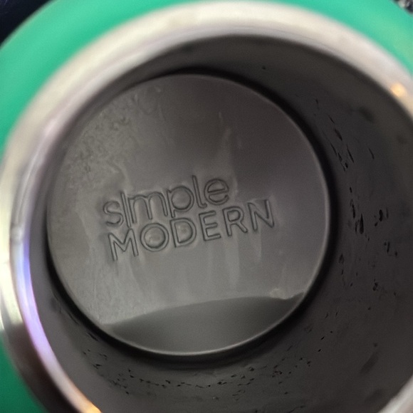 Green Drinkware Bottle - Picture 11 of 14